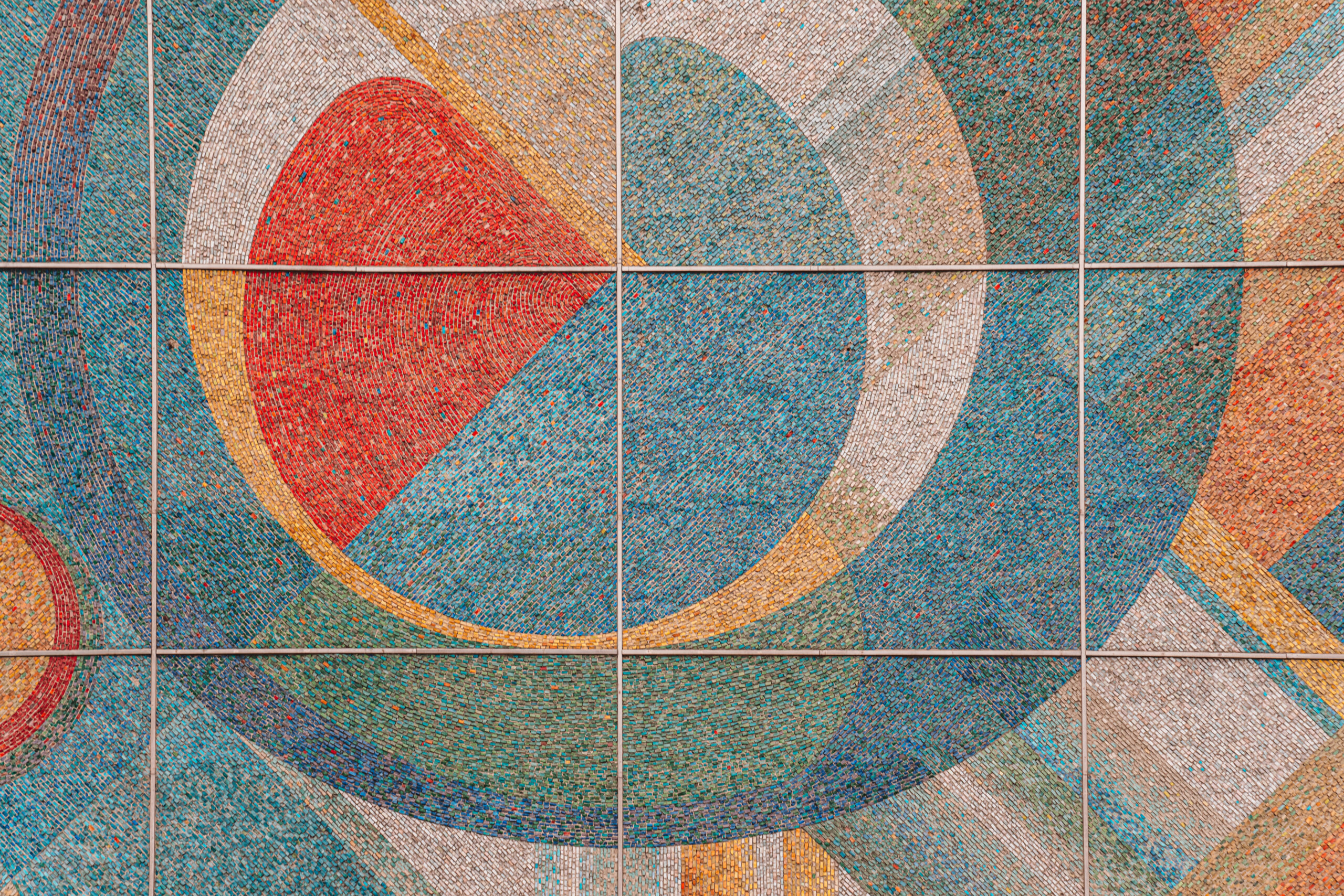 Smalt: The Glass That Built an Era of Slavic Mosaics