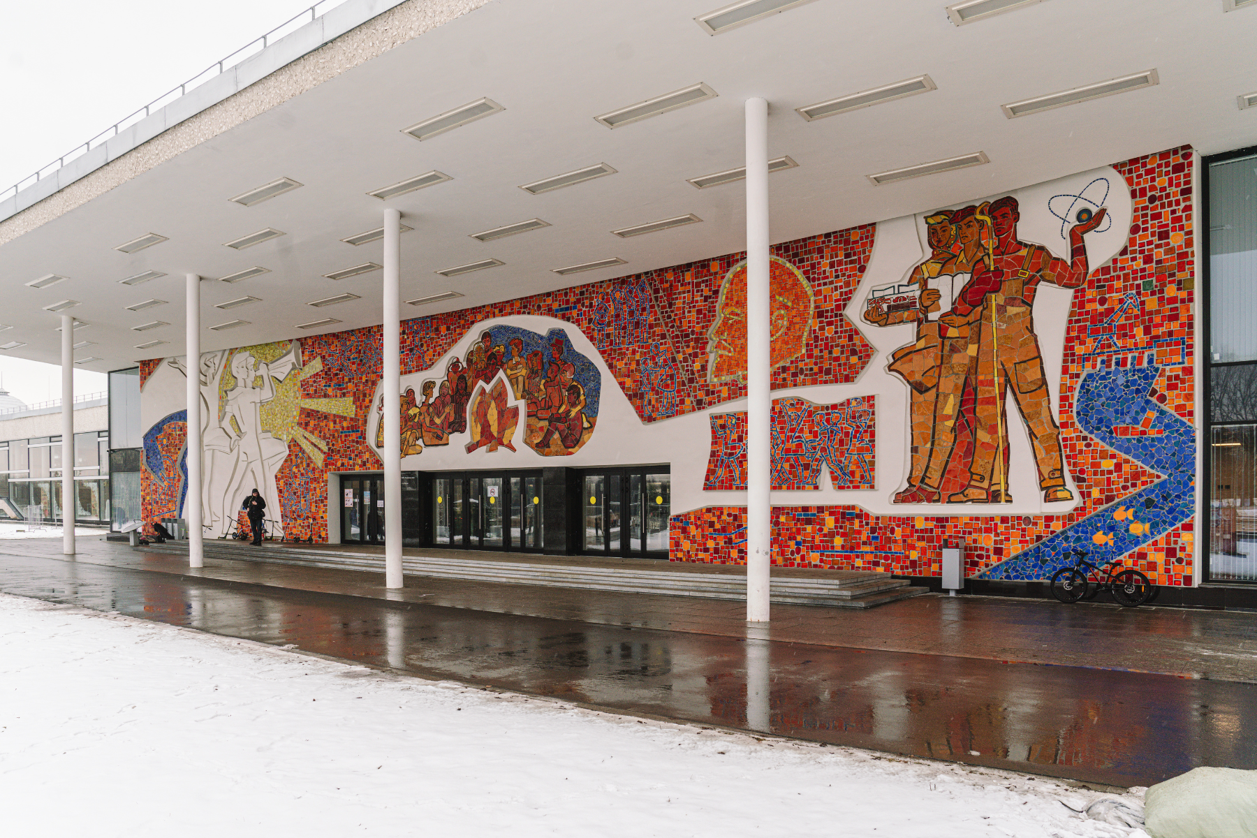 The Rebirth of Craft: How Community Workshops Keep Slavic Mosaic Traditions Alive